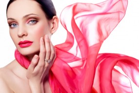 Sommerschal Light Red aus Seide